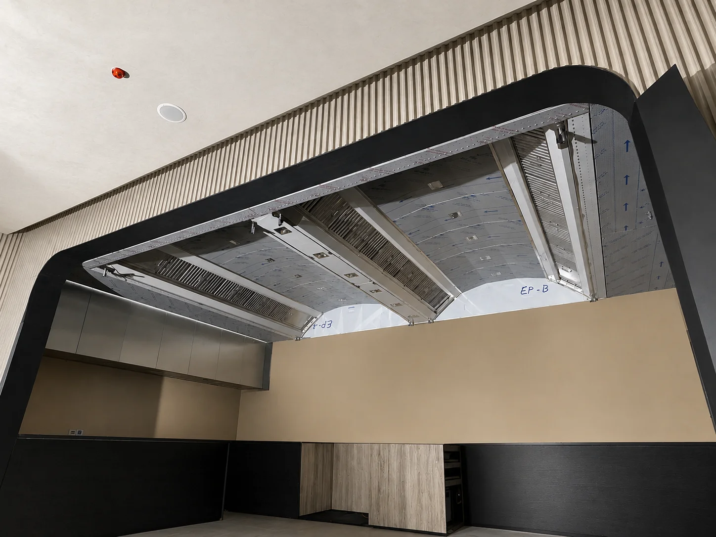 Commercial kitchen canopy installation